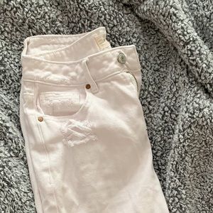 High-waisted Ripped White Mom Jeans